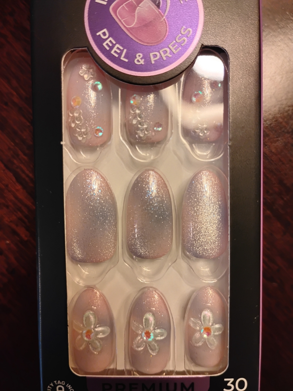 imPRESS Pink Pearl Glitter Floral Press-On Nails